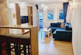 Kamche Lux apartment has Balcony rooms