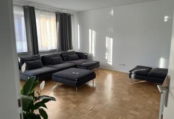 Messewohnung/Monteurwohnung has Balcony rooms