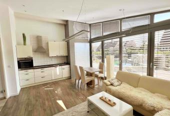 Ferienwohnung Loft M  nster has Balcony rooms