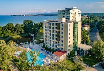 Perla Royal Hotel - All Inclusive has Balcony rooms