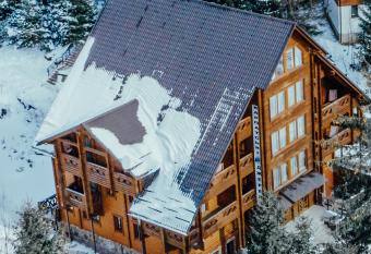 Karpatski Dzherela has Smoking/Balcony rooms