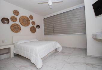 Paulas Suites allows 18 year olds to book a room