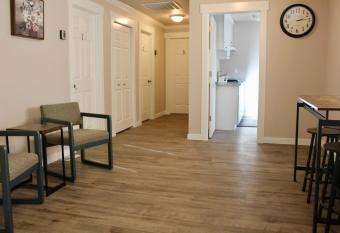 Judkins Guesthouse (Close to Downtown) has Balcony rooms