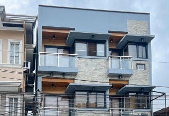 RedDoorz @ CMS Apartelle Olongapo City allows 18 year olds to book a room