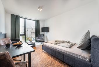 Baker`s Home allows 18 year olds to book a room