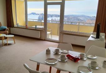 Apartment Blocksberg mit toller Aussicht & Schwimmbad has Balcony rooms