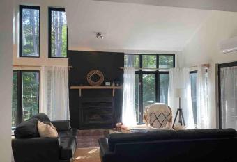 Cozy Chalet in the Forest has Balcony rooms