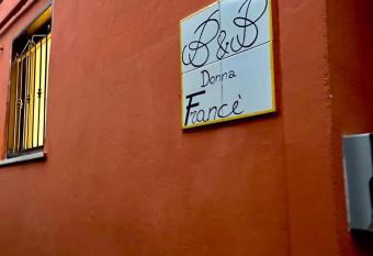 B&B Donna Franc   has Balcony rooms