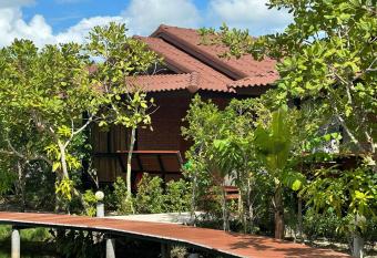 The Beatles Lagoon has Balcony rooms