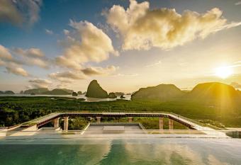 Beyond Skywalk Nangshi has Balcony rooms