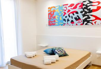 FLORIANA B&B has Balcony rooms