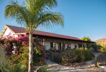 Terra del Valle Bed & Breakfast allows 18 year olds to book a room