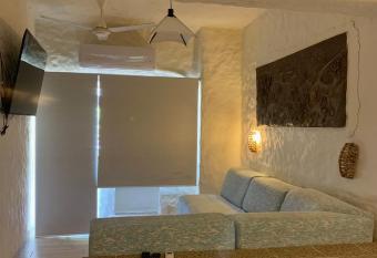 De Vacaciones has Balcony rooms