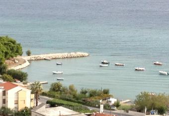 Apartments Zemunik has Balcony rooms