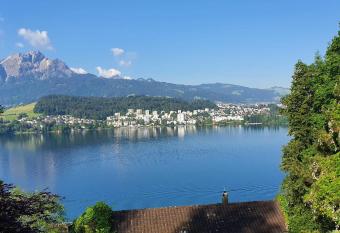 Queen Home allows 18 year olds to book a room