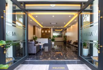 Maihomes Hotel V  nh Y  n V  nh Ph  c has Balcony rooms