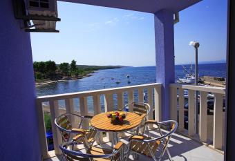 Aparthotel Marina Gromela has Balcony rooms