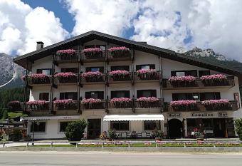 Hotel Comelico has Balcony rooms