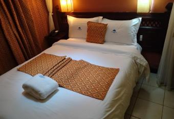 Citywall Hotels has Balcony rooms