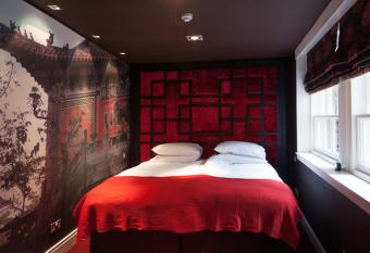 City Retreat Edinburgh ApartHotels has Balcony rooms