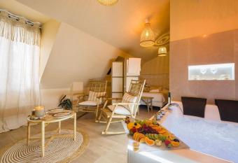 Welcome to Coachella / Jacuzzi allows 18 year olds to book a room