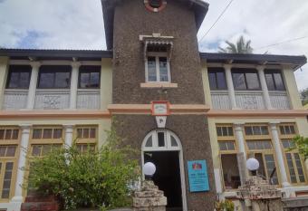 Hotel Rajmandir has Smoking rooms