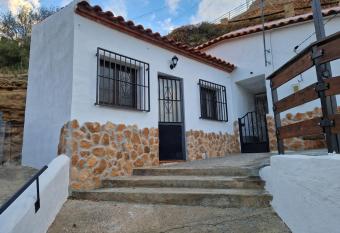 Cueva de David has Balcony rooms