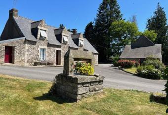 G  te du Dolmen has Balcony rooms
