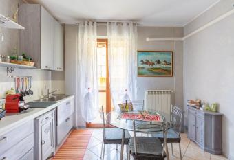 Ca di PA  Apartment has Balcony rooms