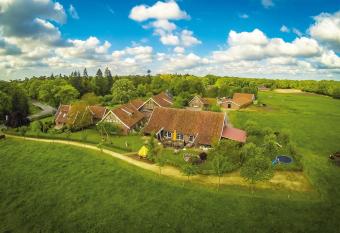 Hotel en B&B Erve Bruggert allows 18 year olds to book a room