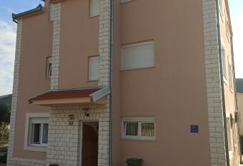 Apartments Ana has Balcony rooms