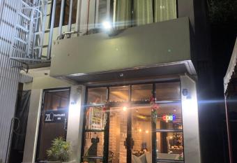 ZL TRAVELERS INN allows 18 year olds to book a room