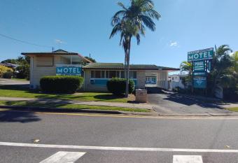 Aspley Sunset Motel allows 18 year olds to book a room