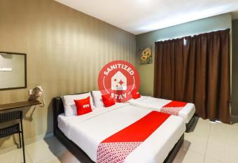 Parc Hotel Pelangi Damansara allows 18 year olds to book a room