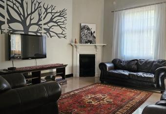 Mukamba Self Catering Holiday House allows 18 year olds to book a room