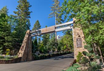 Tahquitz Pines Retreat allows 18 year olds to book a room