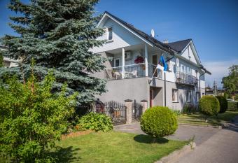 Papli 2 Accommodation has Balcony rooms