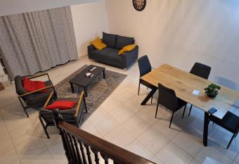 SCI AZUR allows 18 year olds to book a room