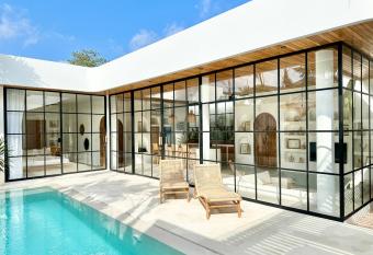Two- bedroom Luxury Villas allows 18 year olds to book a room