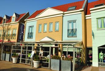 Fletcher Hotel - Restaurant de Cooghen allows 18 year olds to book a room