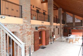Cascina Amrit CAV allows 18 year olds to book a room