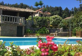 Casa Roque allows 18 year olds to book a room