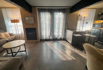 Unique Style Apartment allows 18 year olds to book a room