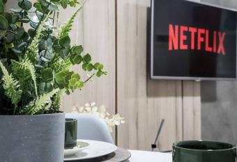 LIGHT - Apartamento Inteiro com Ar condicionado no Parque Alvorada allows 18 year olds to book a room