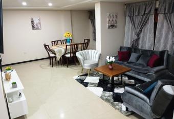 Departamento Grande con Jacuzzi has rooms with a private hot tub