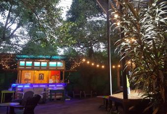 Margaritas Hostel allows 18 year olds to book a room