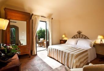 Casa la Carrubbazza has Balcony rooms