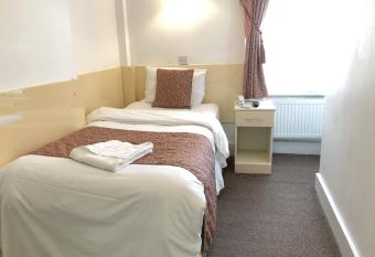 Earls Court Hotel allows 18 year olds to book a room