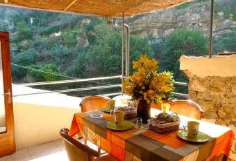 Il Ruscello has Balcony rooms