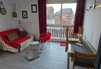 Residence bois d aurouze pied des pistes has Balcony rooms